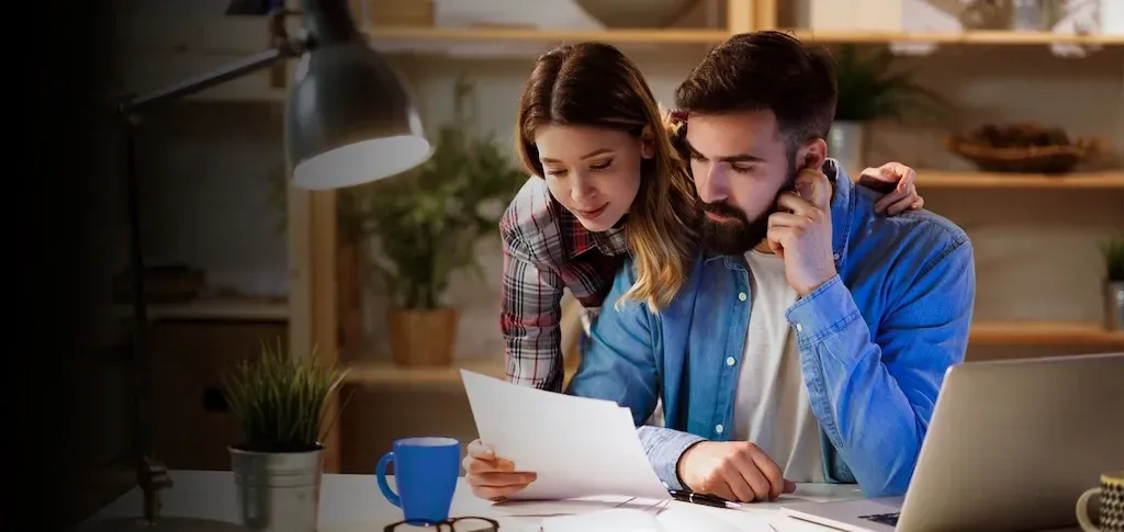 IPVA e IPTU: entenda os tributos que chegam a triplicar as despesas mensais dos brasileiros