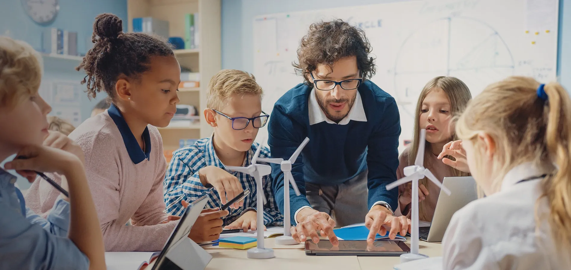 Escola particular: quanto custa e como custear uma boa educação para seus filhos?