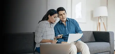 Organização financeira em dois passos: controle de gastos recorrentes e poupar para realizar objetivos